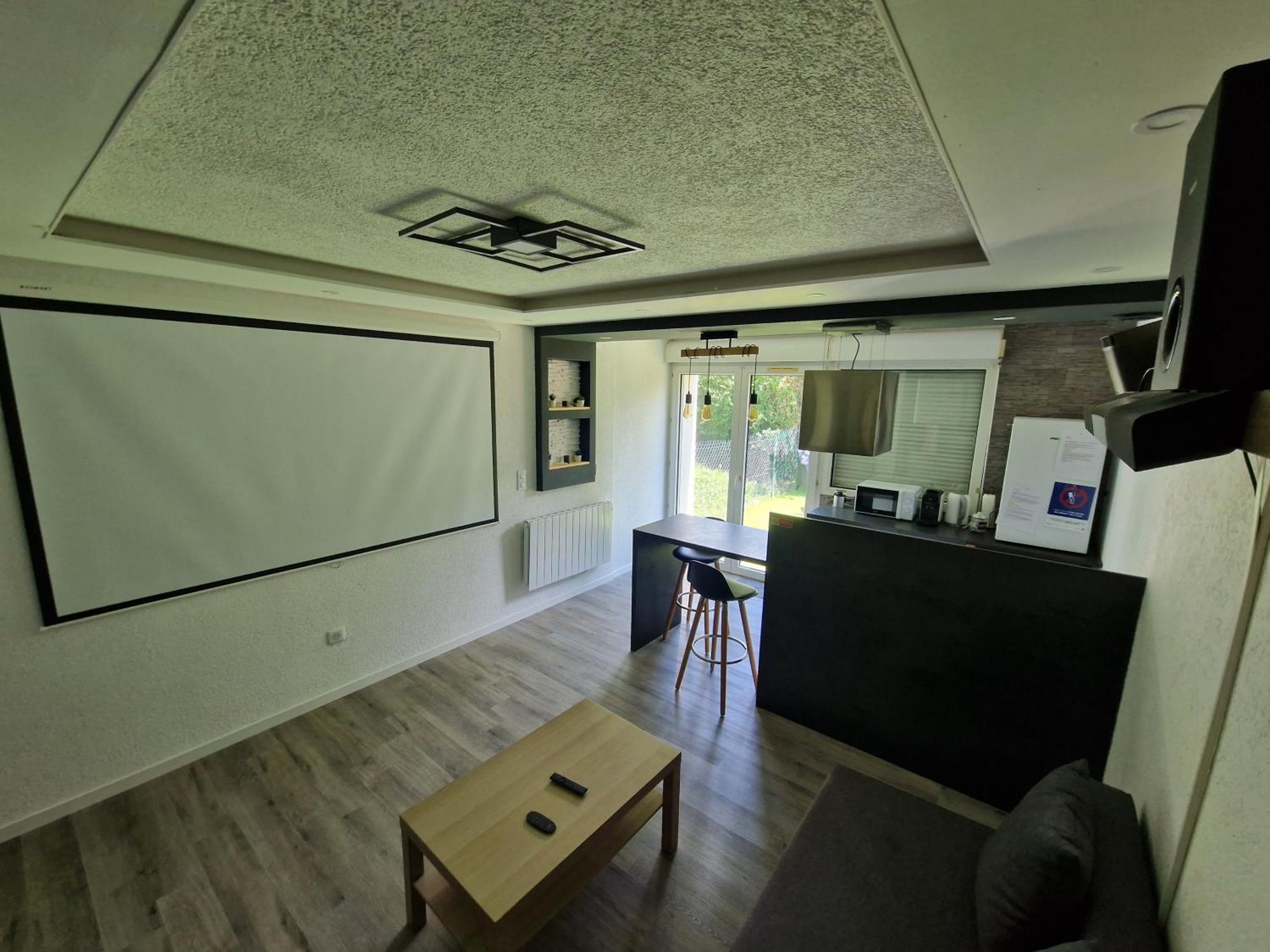Logement Atypique & Parking Gratuit Gex Esterno foto